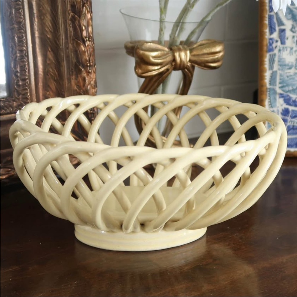Vintage Italian woven ceramic basket in butter yellow